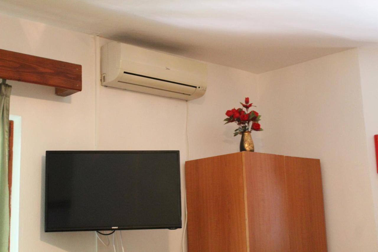Apartment Stella Murter Esterno foto