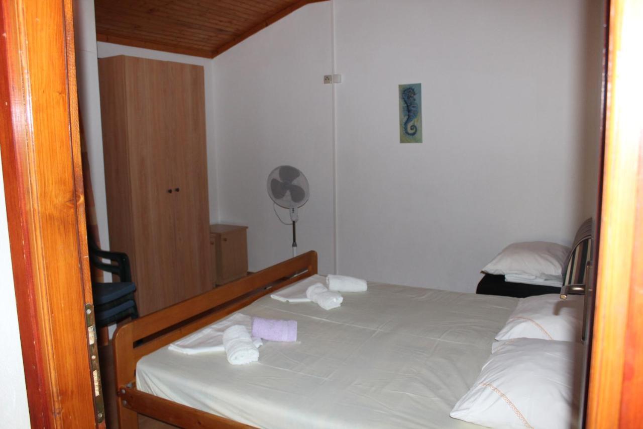 Apartment Stella Murter Esterno foto