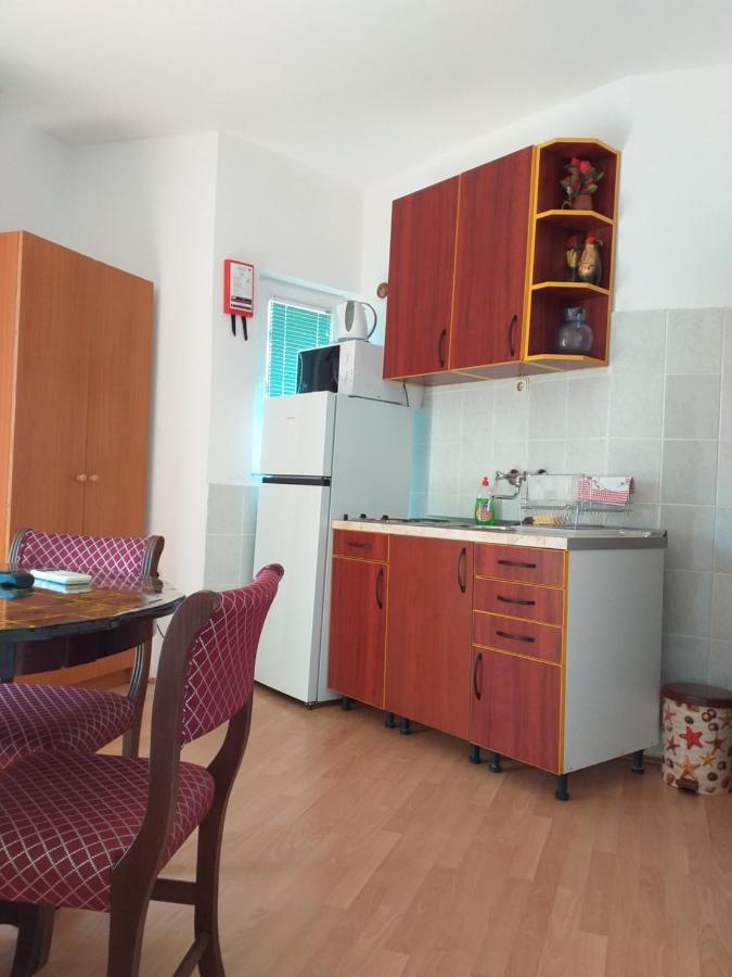 Apartment Stella Murter Esterno foto