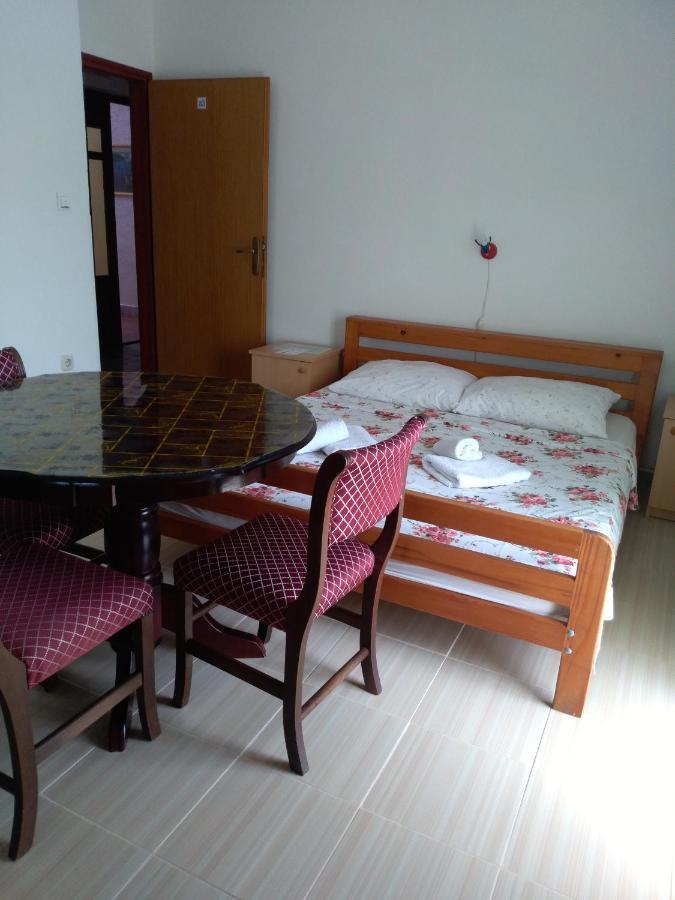 Apartment Stella Murter Esterno foto